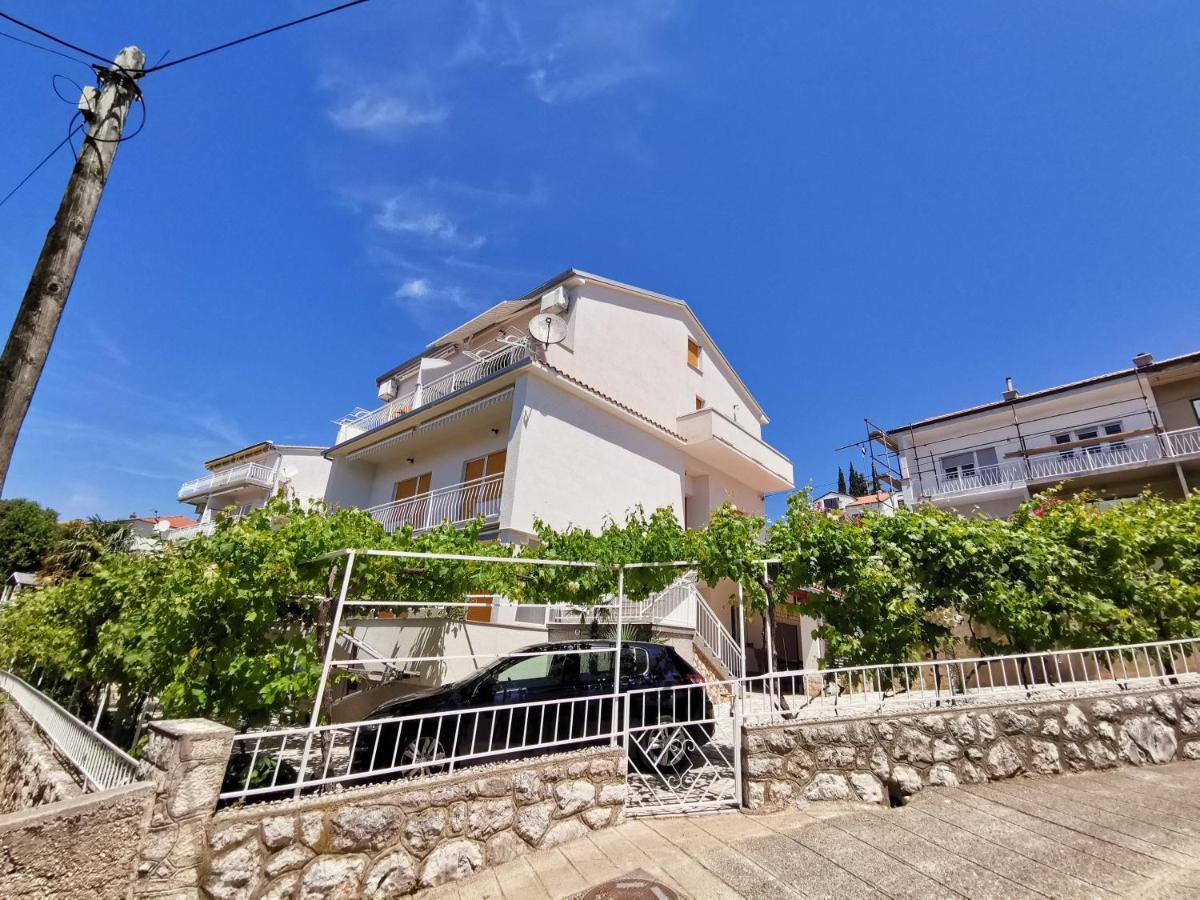 Appartement MAJA 3+1 pax à Dramalj Extérieur photo