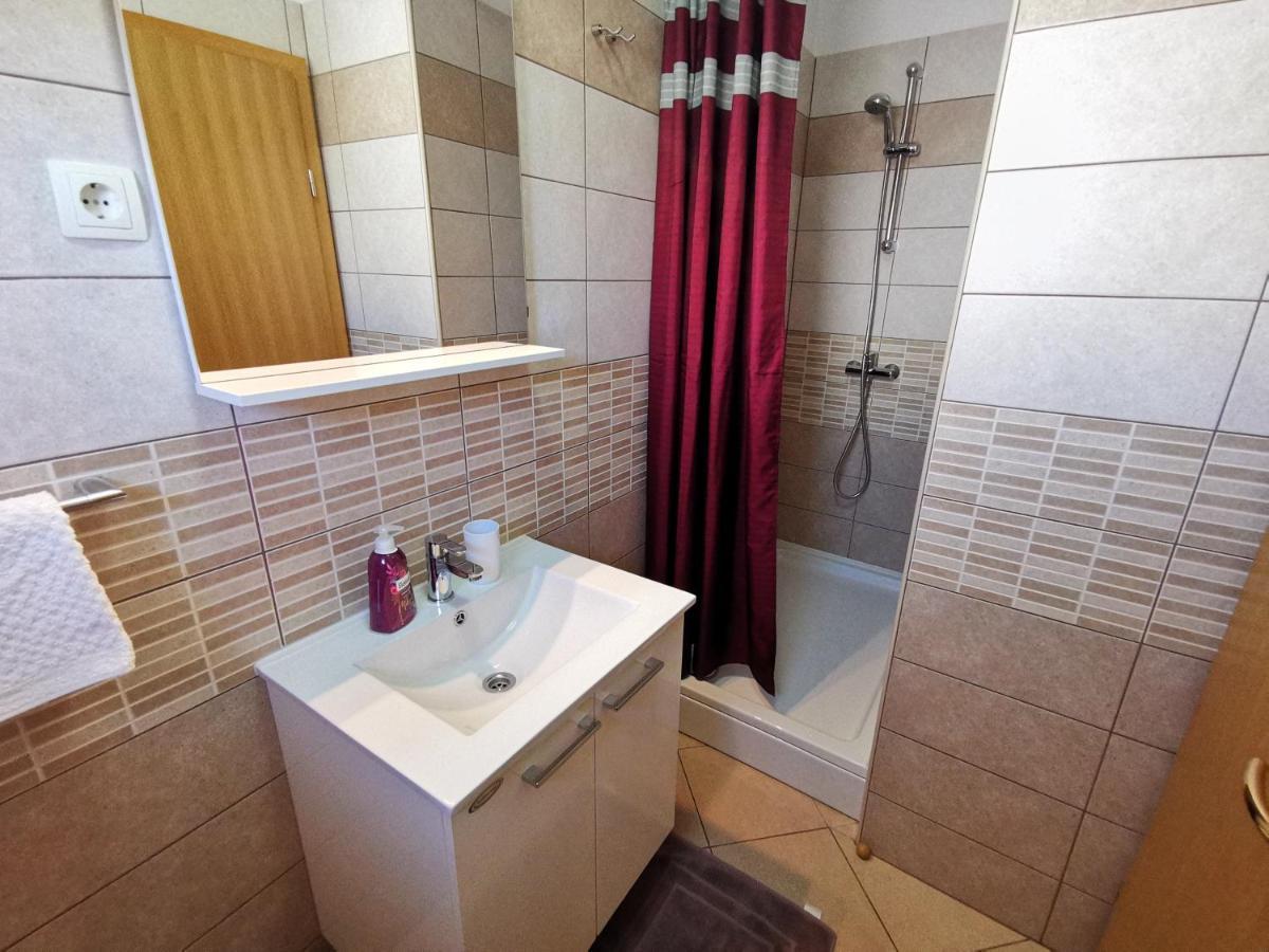 Appartement MAJA 3+1 pax à Dramalj Extérieur photo