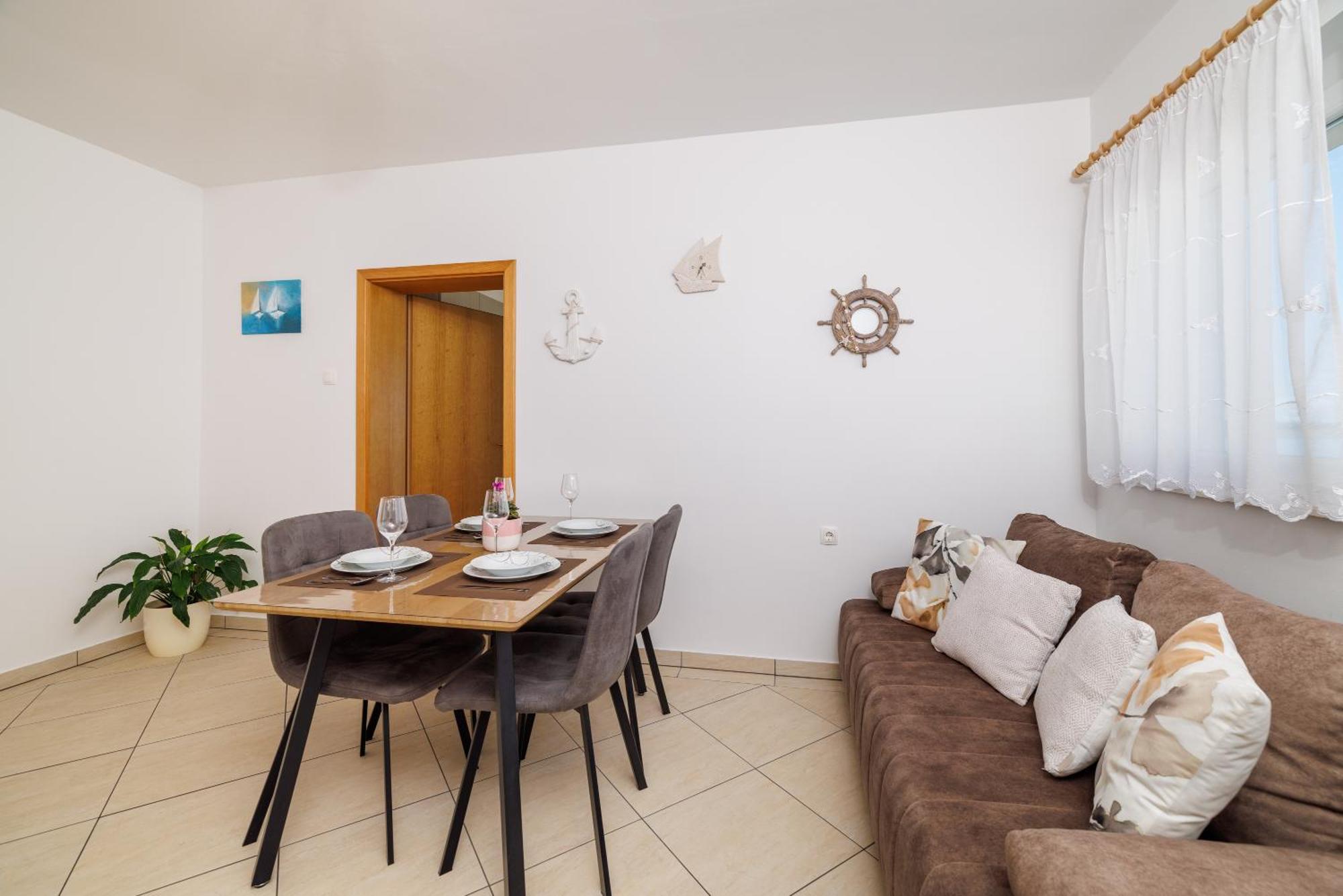 Appartement MAJA 3+1 pax à Dramalj Extérieur photo