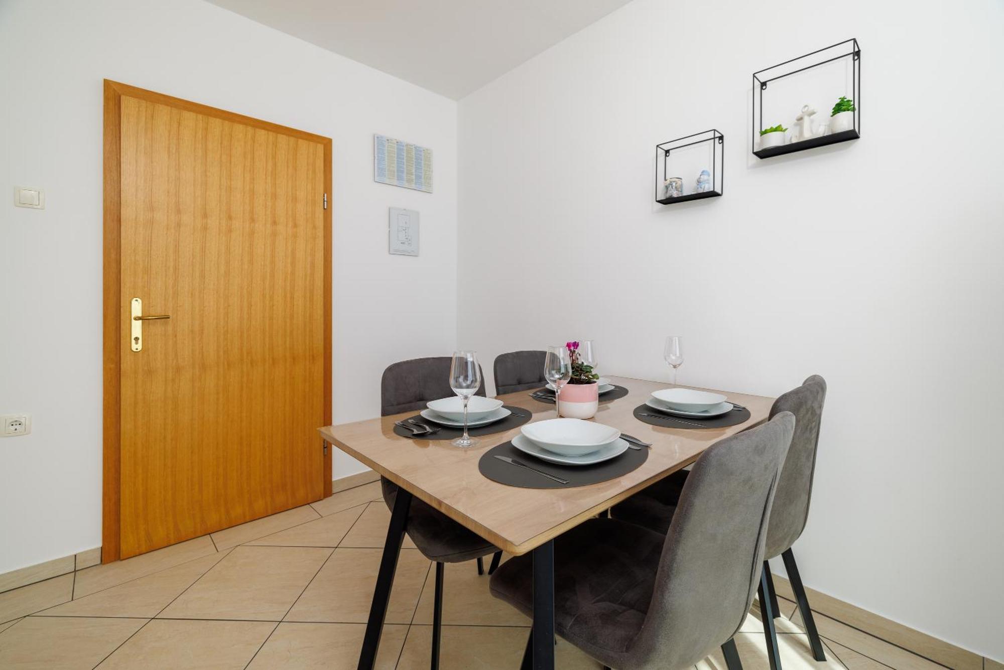Appartement MAJA 3+1 pax à Dramalj Extérieur photo